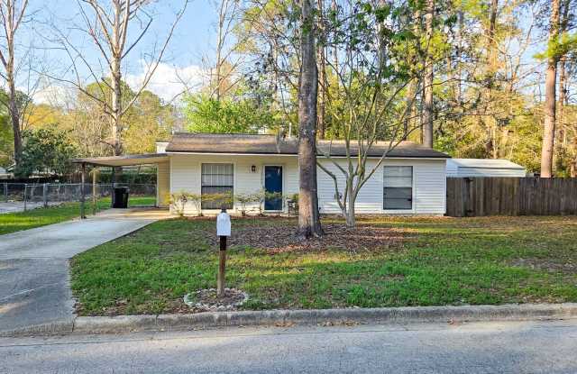 Beautiful 3/2 in Springtree