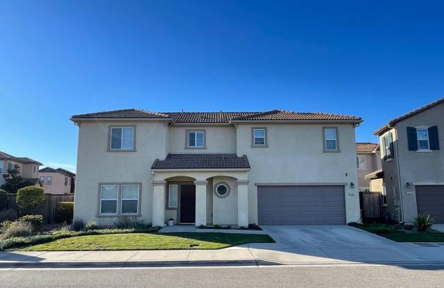 Beautiful Two Story Family Home in Briar Creek