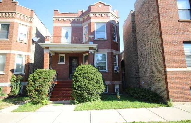 Photo of 3905 N Christiana Avenue