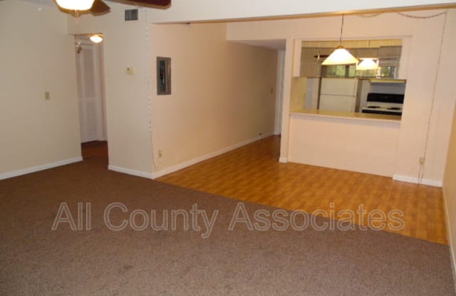 3425 Tricon Ln