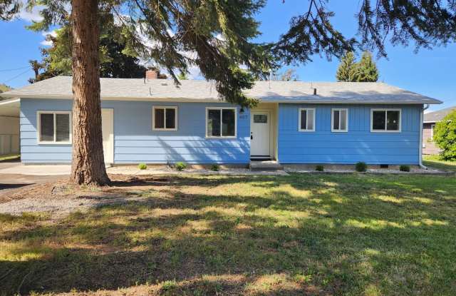 407 G Avenue, La Grande, Oregon 97850