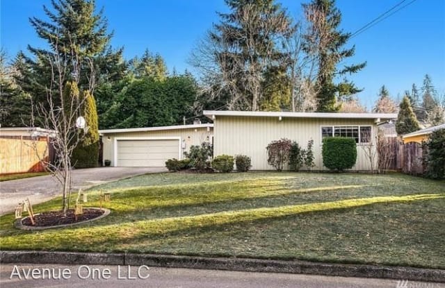 438 155th Ave SE - 438 155th Avenue Southeast, Bellevue, WA 98007