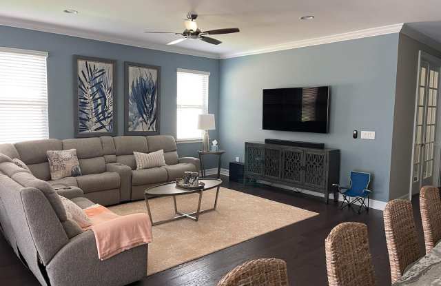 219 MARAVIYA BOULEVARD