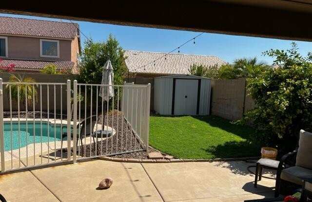 17219 W Hilton Avenue