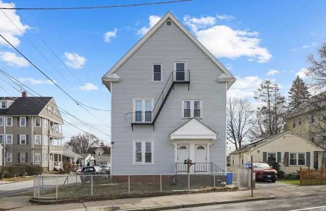 471 Smithfield Avenue - 2