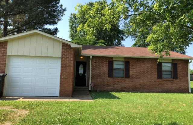 100 Cord Drive - 100 Cord Drive, Columbia, TN 38401