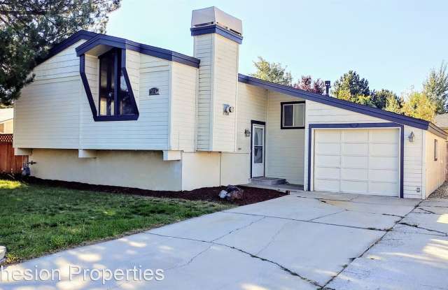 319 Dundee St - 319 Dundee Street, Boise, ID 83706