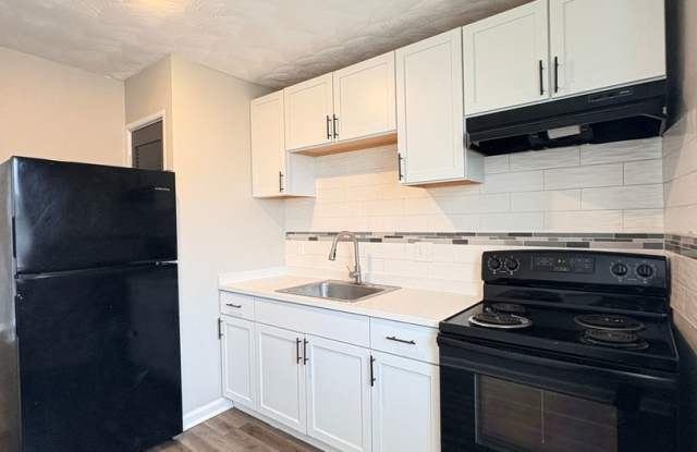 Experience Luxury Living at Bellagio Living I: Modern Apartments in Lawrence, Indiana