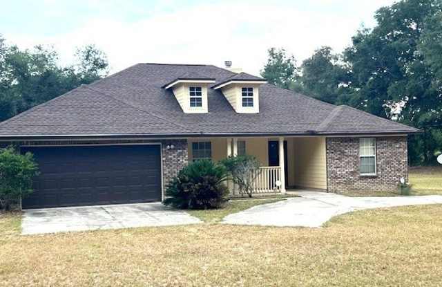 Photo of 1114 NW WHITE SPRINGS AVE