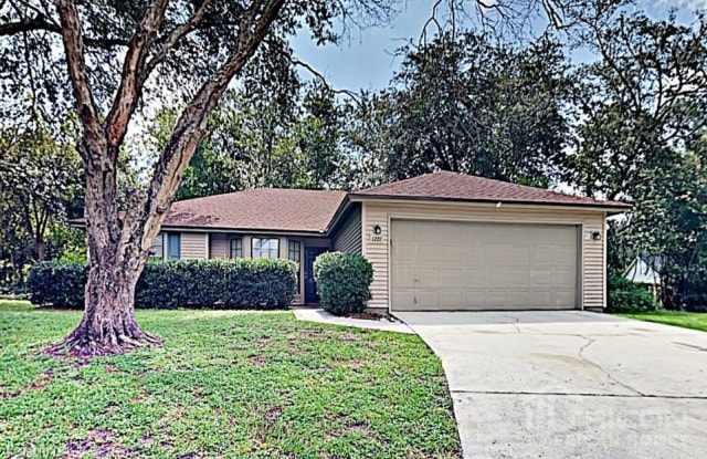 1271 Tahoe Court - 1271 Tahoe Court, Lakeside, FL 32065