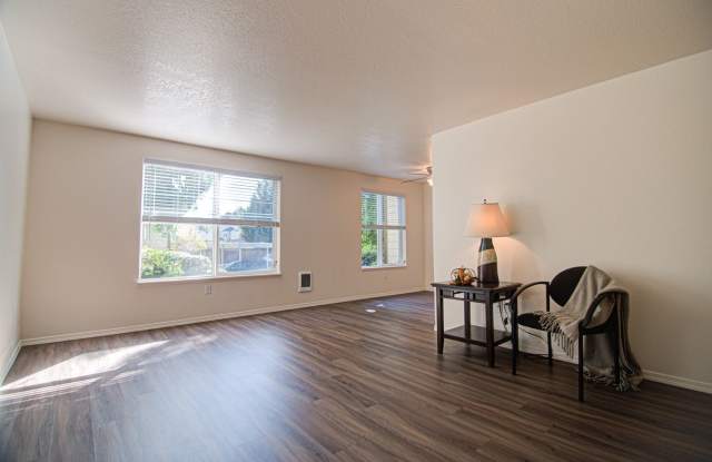 Photo of South Pointe Apartments