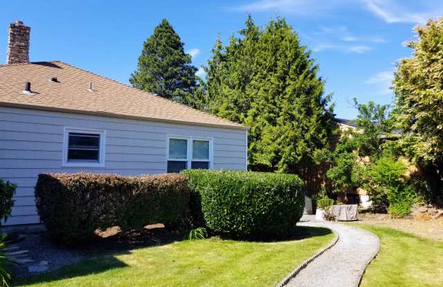 Photo of 7150 S Sunnycrest Rd