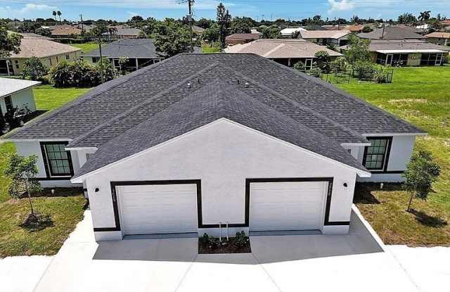 2938 Santa Barbara Boulevard