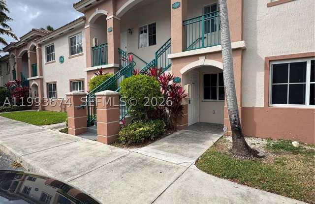 1251 SE 29th St