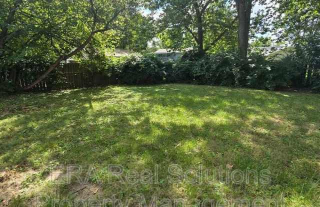 3331 Clarkston Avenue