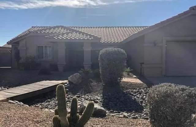 8271 East Lorenzo Lane
