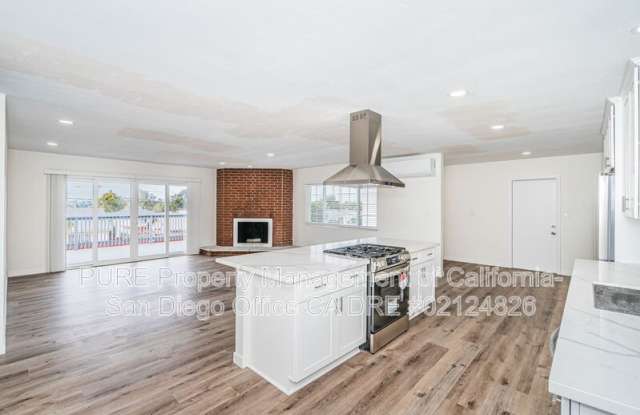360 1ST Ave