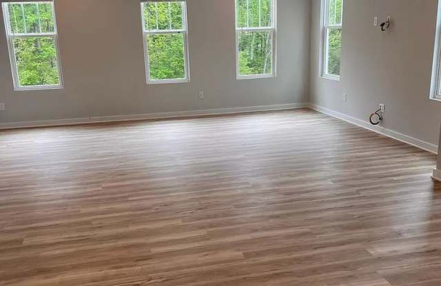 Photo of Room in 3 Bedroom Home at Noble Townes Way