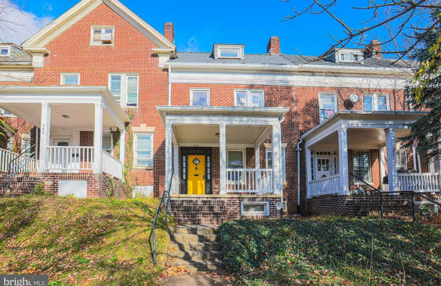 Photo of 342 E UNIVERSITY Parkway