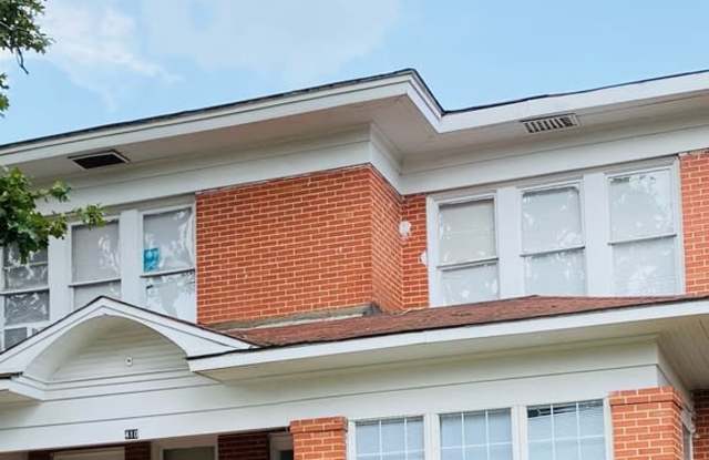 Photo of 410 Egan St