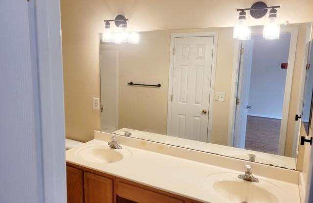 10920 Kinston Ridge Pl