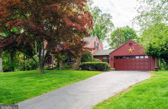 Photo of 120 WALKER Road