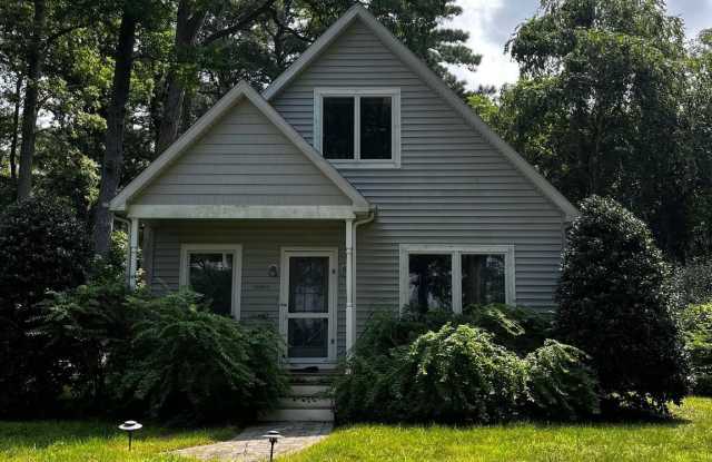 10493 MIRACLE HOUSE Circle