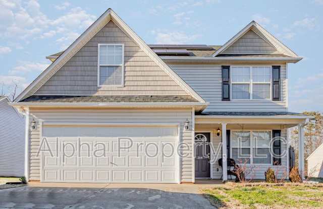 Photo of 204 Pope Ln