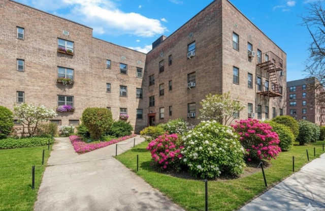 Photo of 147-12 78th Road