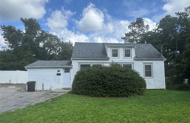 425 Landing Avenue