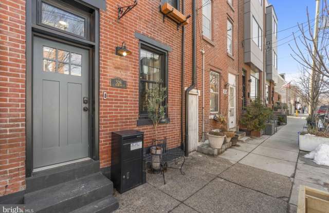 526 E THOMPSON Street