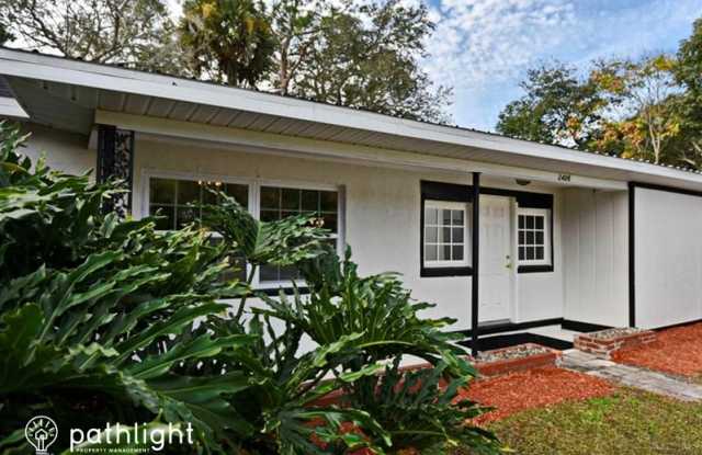 2406 Decottes Avenue UNIT