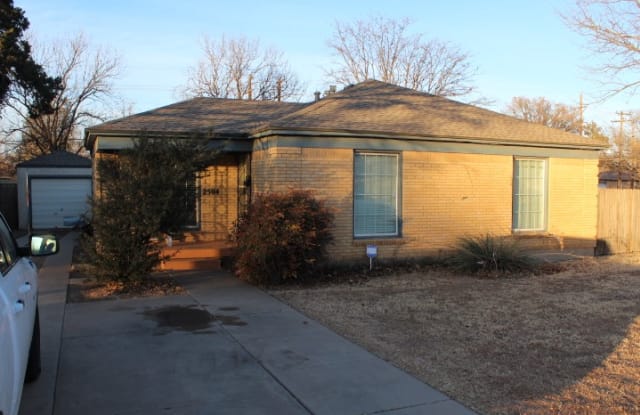 2504 32nd St - 2504 32nd Street, Lubbock, TX 79410