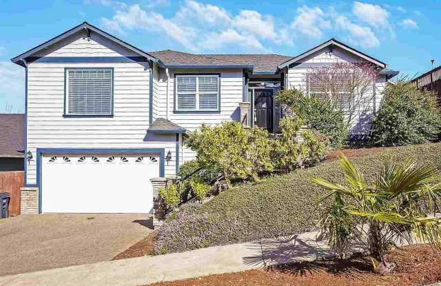 992 Fawn Street Northwest