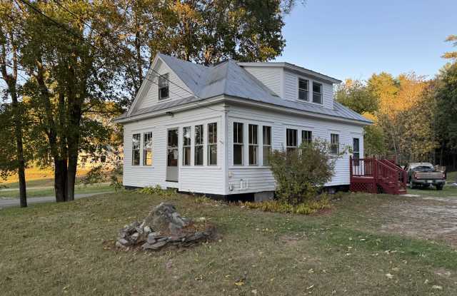 Photo of 619 Riverside Drive