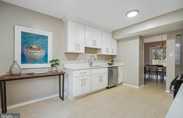 5132 DAHLGREEN PLACE