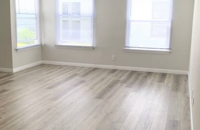 Havenhurst Drive Apartments