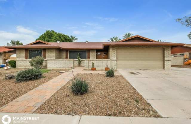 5132 West Mercer Lane - 5132 West Mercer Lane, Glendale, AZ 85304