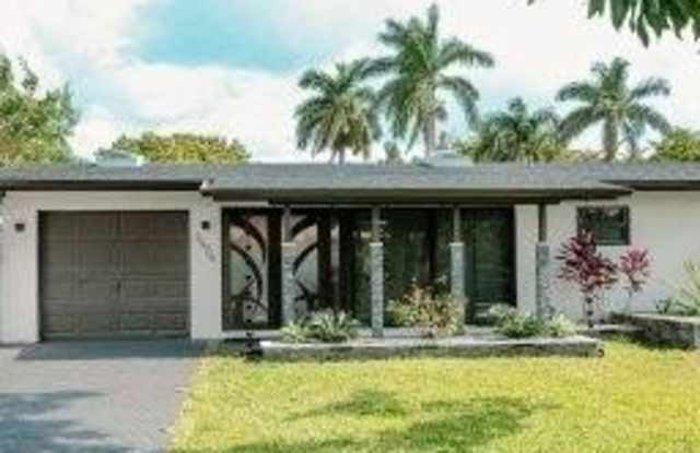 2506 Bimini Lane