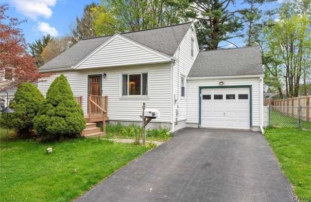 Photo of 302 Twin Elms Lane