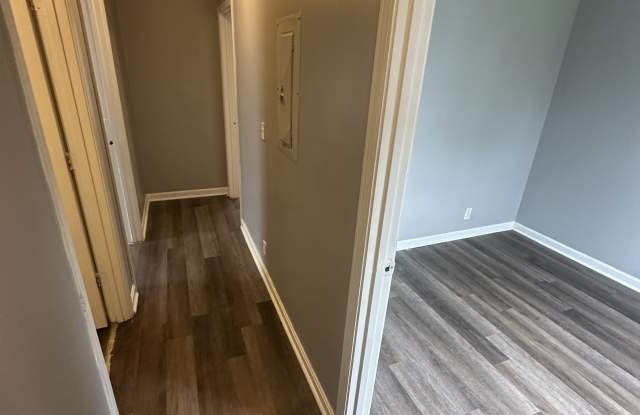 4005 w. Market - 101