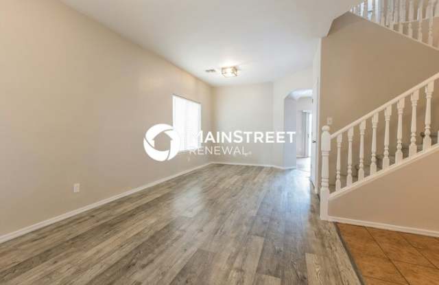 39532 Cinch Strap Place