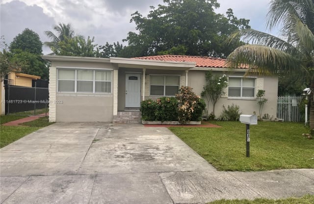 881 NE 156 TERRACE - 881 Northeast 156th Terrace, North Miami Beach, FL 33162