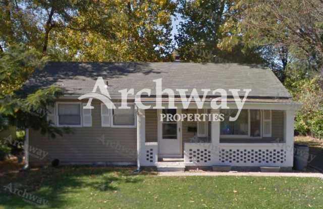 3136 S 46th Terr - 3136 South 46th Terrace, Kansas City, KS 66106