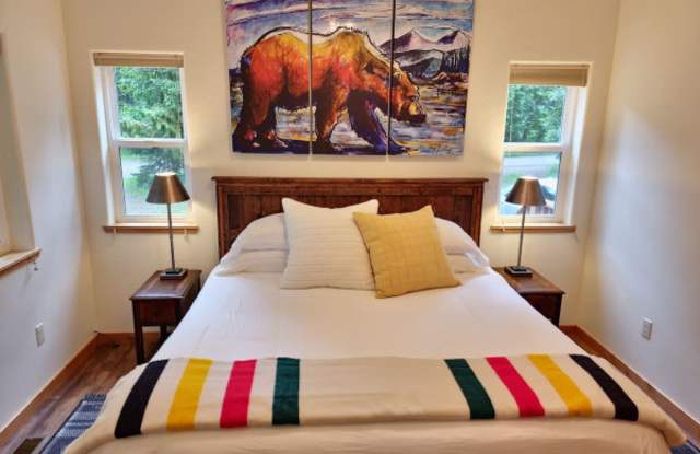 Photo of 104 1st Avenue