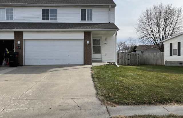 7517 North 285th Avenue Circle