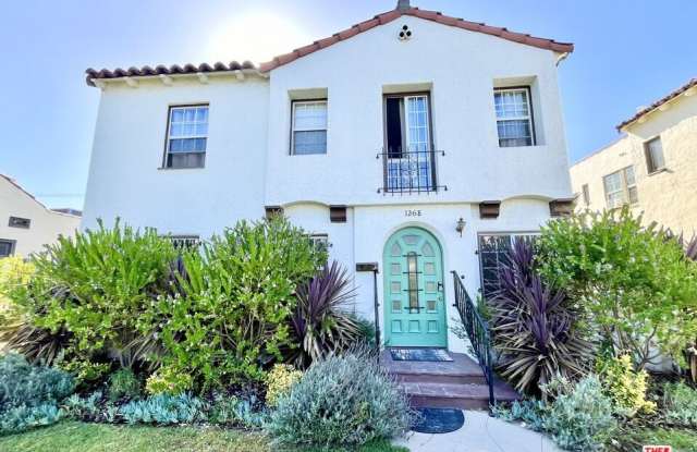 1268 S Highland Ave