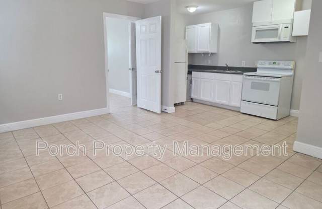 1 Ellis Dr