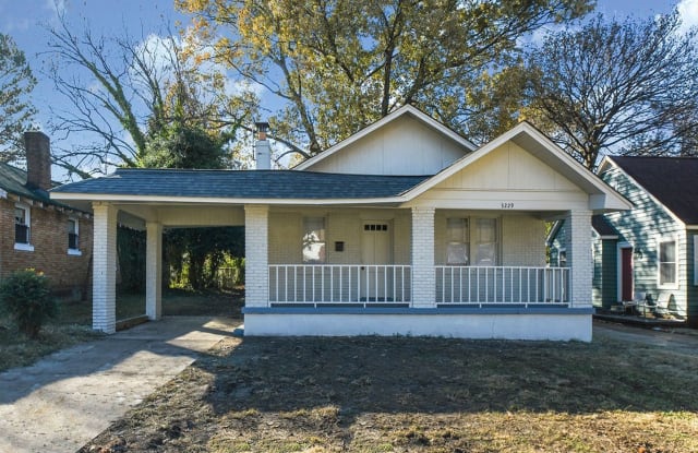 3229 Douglass Ave - 3229 Douglass Avenue, Memphis, TN 38111