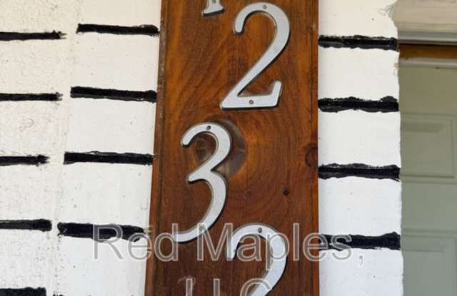 1232 North Euclid Avenue